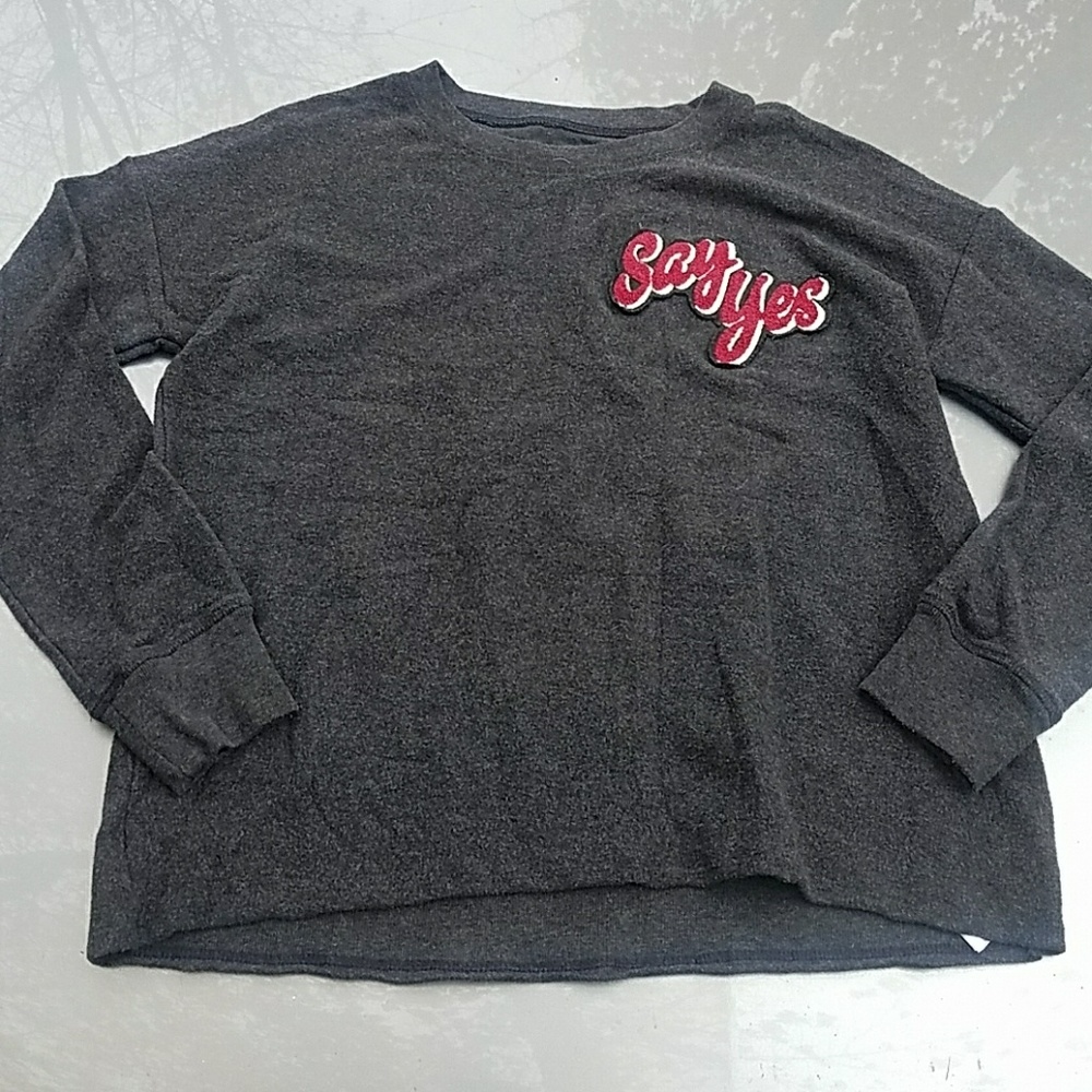 American Eagle Sweater - Picture 2 of 4